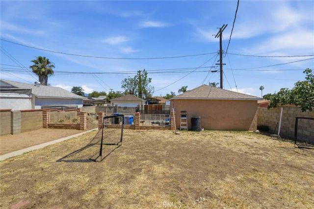 12824 Osborne, Pacoima, CA 91331