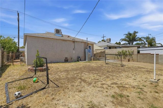 12824 Osborne, Pacoima, CA 91331
