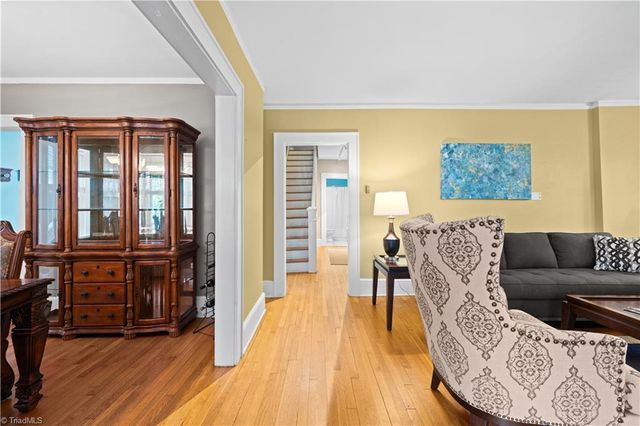 87 Hillcrest Drive, High Point, NC 27262