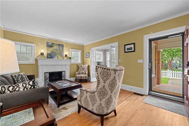 87 Hillcrest Drive, High Point, NC 27262