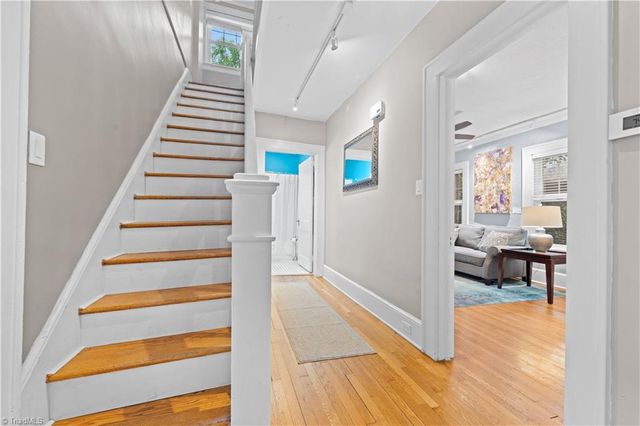 87 Hillcrest Drive, High Point, NC 27262