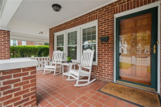 87 Hillcrest Drive, High Point, NC 27262