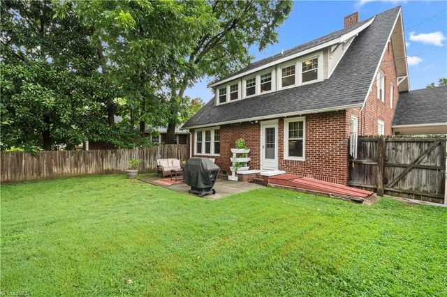 87 Hillcrest Drive, High Point, NC 27262