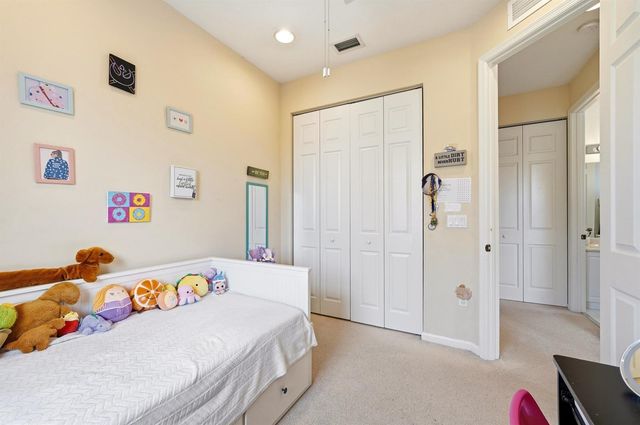 3902 White Peacock Lane, Coconut Creek, FL 33073