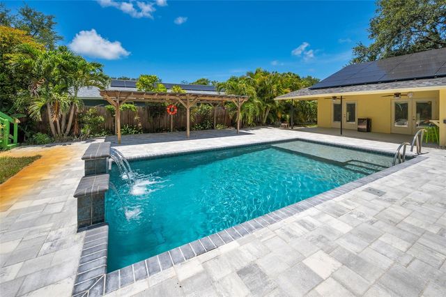 13125 CIMARRON CIRCLE N, Largo, FL 33774