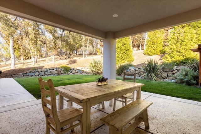 6424 Caddie Ct, Auburn, CA 95602