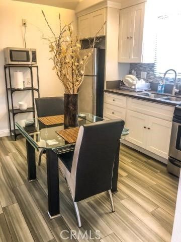 214 Walnut Avenue, Huntington Beach, CA 92648