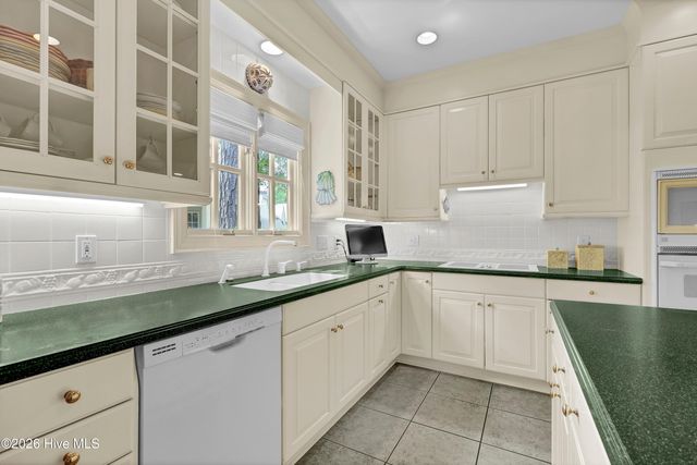 1701 Fontenay Place, Wilmington, NC 28405