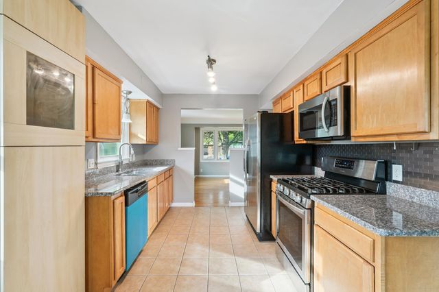 2176 6th Street E, Saint Paul, MN 55119