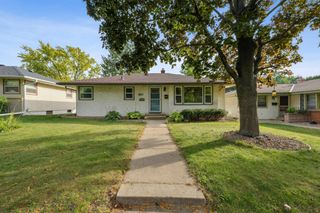 2176 6th Street E, Saint Paul, MN 55119
