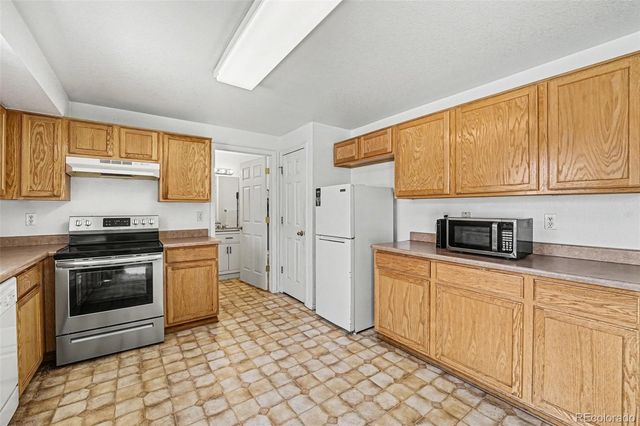10647 E 112th Way, Commerce City, CO 80640