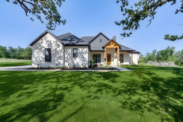 173 Oak Grove Way, Springtown, TX 76082