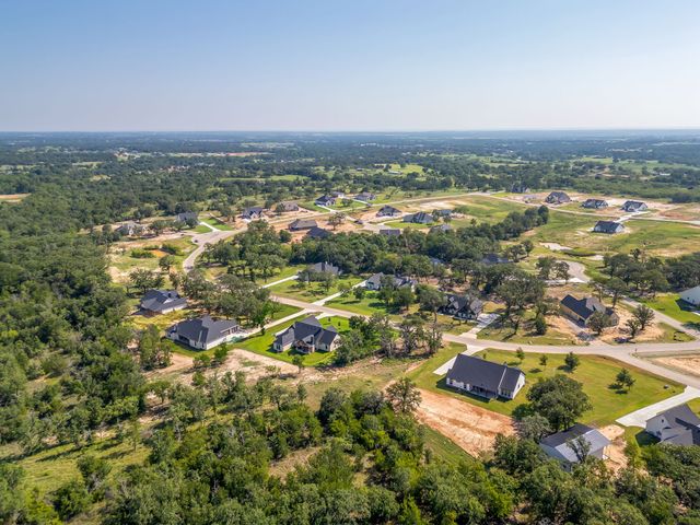 173 Oak Grove Way, Springtown, TX 76082