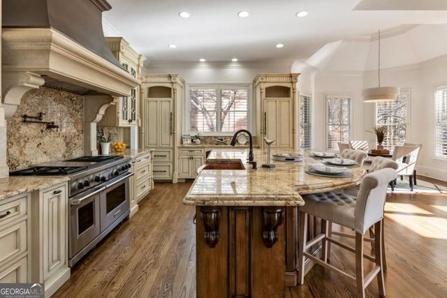 2250 Blackheath Trace, Alpharetta, GA 30005