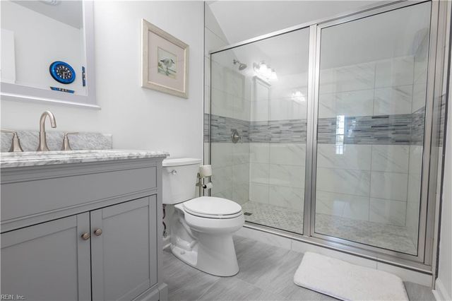 236 Robanna DR, Seaford, VA 23696