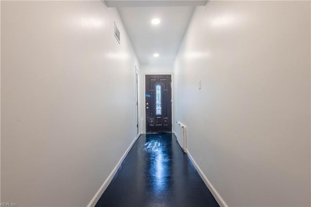 236 Robanna DR, Seaford, VA 23696