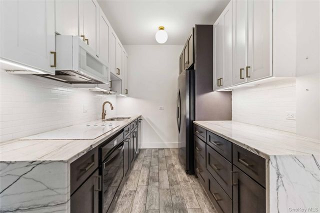 86-10 34th Avenue 522, Jackson Heights, NY 11372