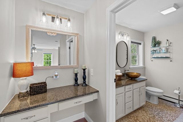 5 Nottingham Way, Freetown, MA 02702