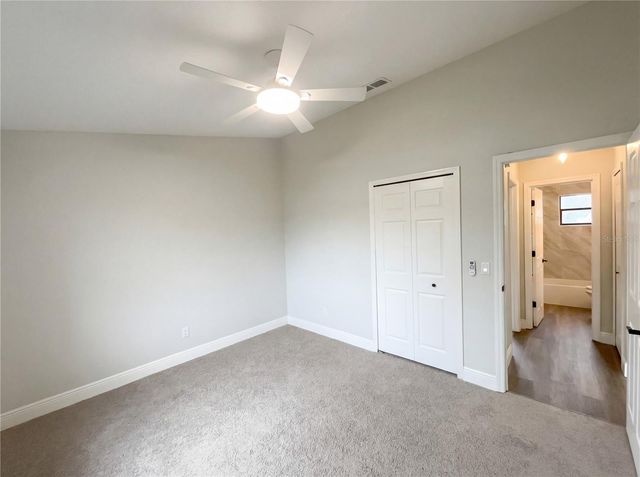 4864 LAKE SHORE DRIVE, St Cloud, FL 34772