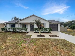 4864 LAKE SHORE DRIVE, St Cloud, FL 34772