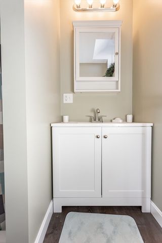 521 Kempton St, New Bedford, MA 02740