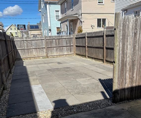 521 Kempton St, New Bedford, MA 02740
