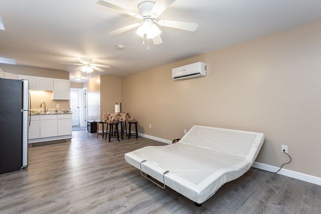 521 Kempton St, New Bedford, MA 02740