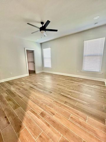 45 Hydrangea Boulevard, Freeport, FL 32439