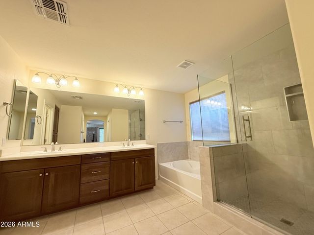 3663 E Sparrow Place, Chandler, AZ 85286