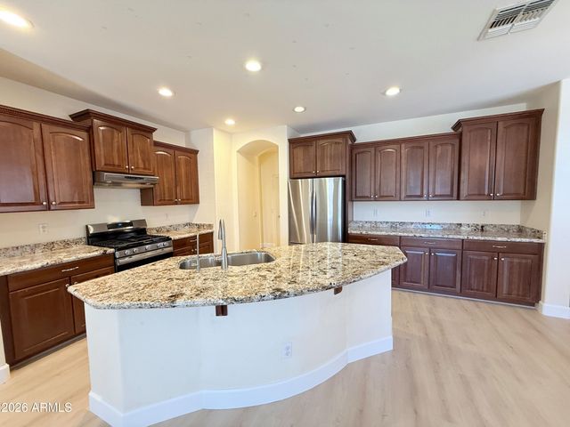 3663 E Sparrow Place, Chandler, AZ 85286