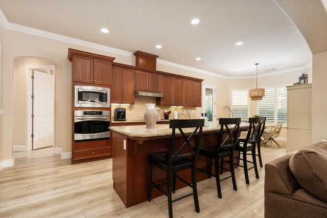 3652 Serena Avenue, Clovis, CA 93619