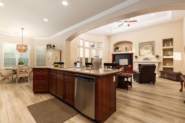 3652 Serena Avenue, Clovis, CA 93619