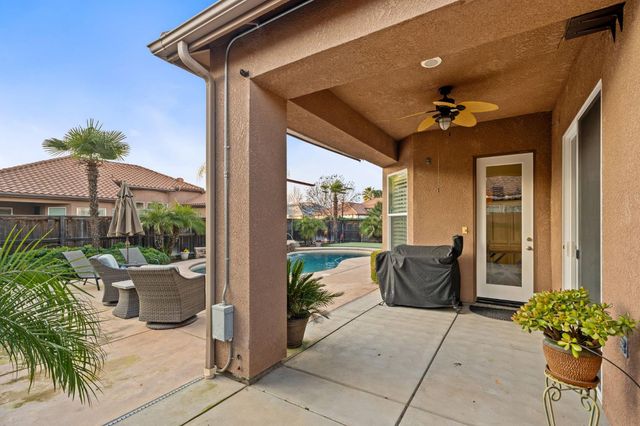 3652 Serena Avenue, Clovis, CA 93619