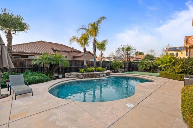 3652 Serena Avenue, Clovis, CA 93619