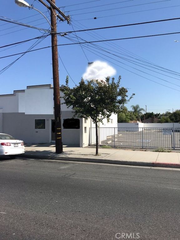 Image 3 of property listing at 4811 Florence, Bell, CA 90201