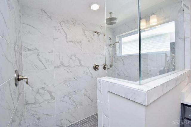 7164 Glenvalley Drive, Anderson Twp, OH 45230