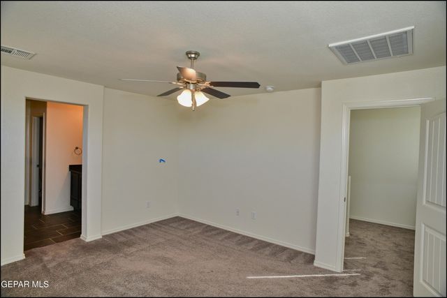 523 Sunset Valley Avenue, El Paso, TX 79927