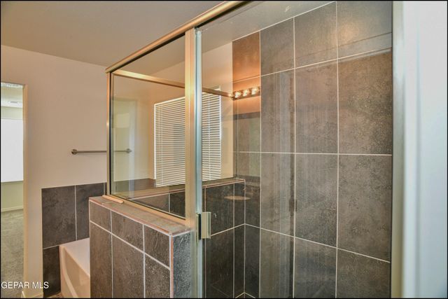 523 Sunset Valley Avenue, El Paso, TX 79927