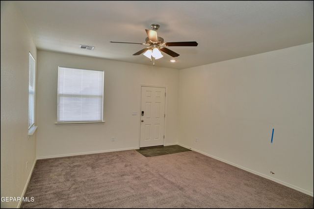 523 Sunset Valley Avenue, El Paso, TX 79927