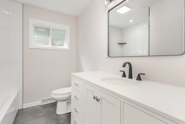 9356 S Union Avenue, Chicago, IL 60628