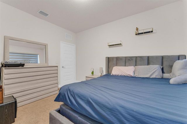 8822 NW 161st Terrace, Miami Lakes, FL 33018