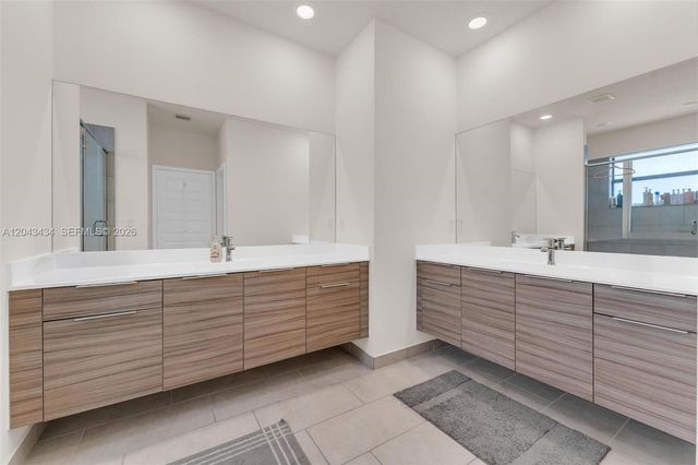 8822 NW 161st Terrace, Miami Lakes, FL 33018