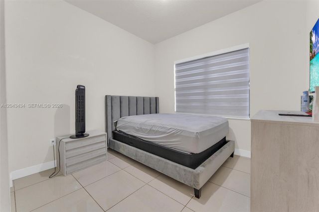 8822 NW 161st Terrace, Miami Lakes, FL 33018