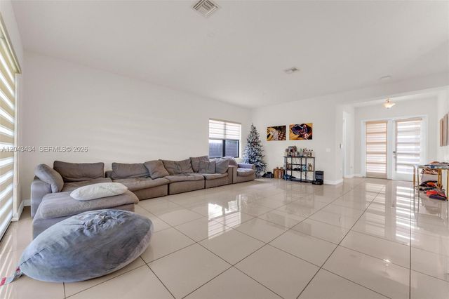 8822 NW 161st Terrace, Miami Lakes, FL 33018