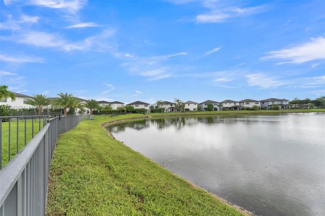 8822 NW 161st Terrace, Miami Lakes, FL 33018