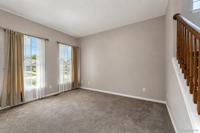 969 Hidden Creek Drive, South Lyon, MI 48178