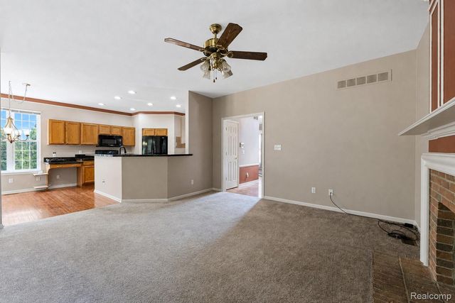 969 Hidden Creek Drive, South Lyon, MI 48178