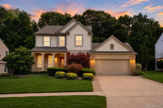 969 Hidden Creek Drive, South Lyon, MI 48178