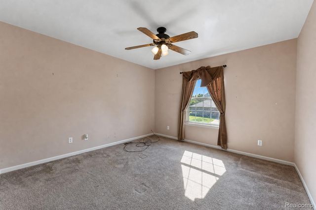 969 Hidden Creek Drive, South Lyon, MI 48178