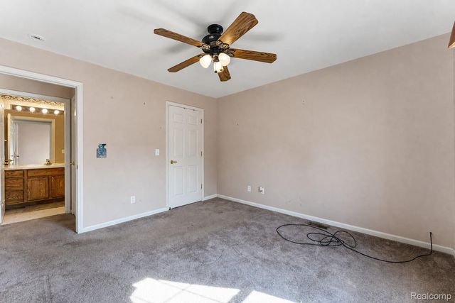 969 Hidden Creek Drive, South Lyon, MI 48178
